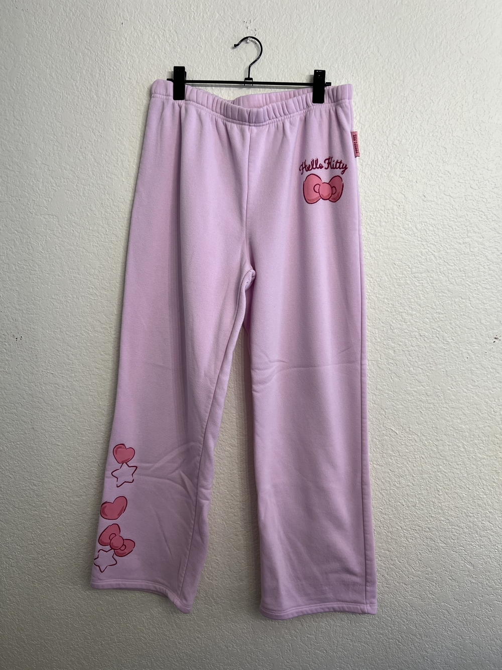 Girls Hello Kitty Pink Hooded Pajama Set with Bow & Star Graphics - Picture 6 of 8